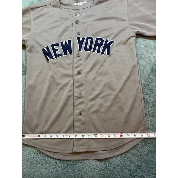 New York Yankees Didi Gregorius #18 Gray Button Jersey Size US UK Medium - Picture 6 of 8